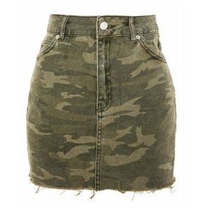 Topshop Camouflage Denim Skirt Size 12W